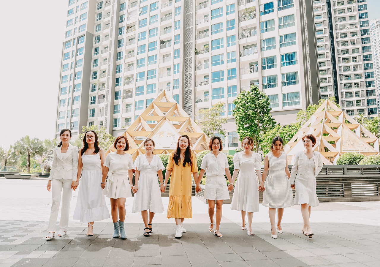 各样老微信买卖：详情下载教程官方app软件